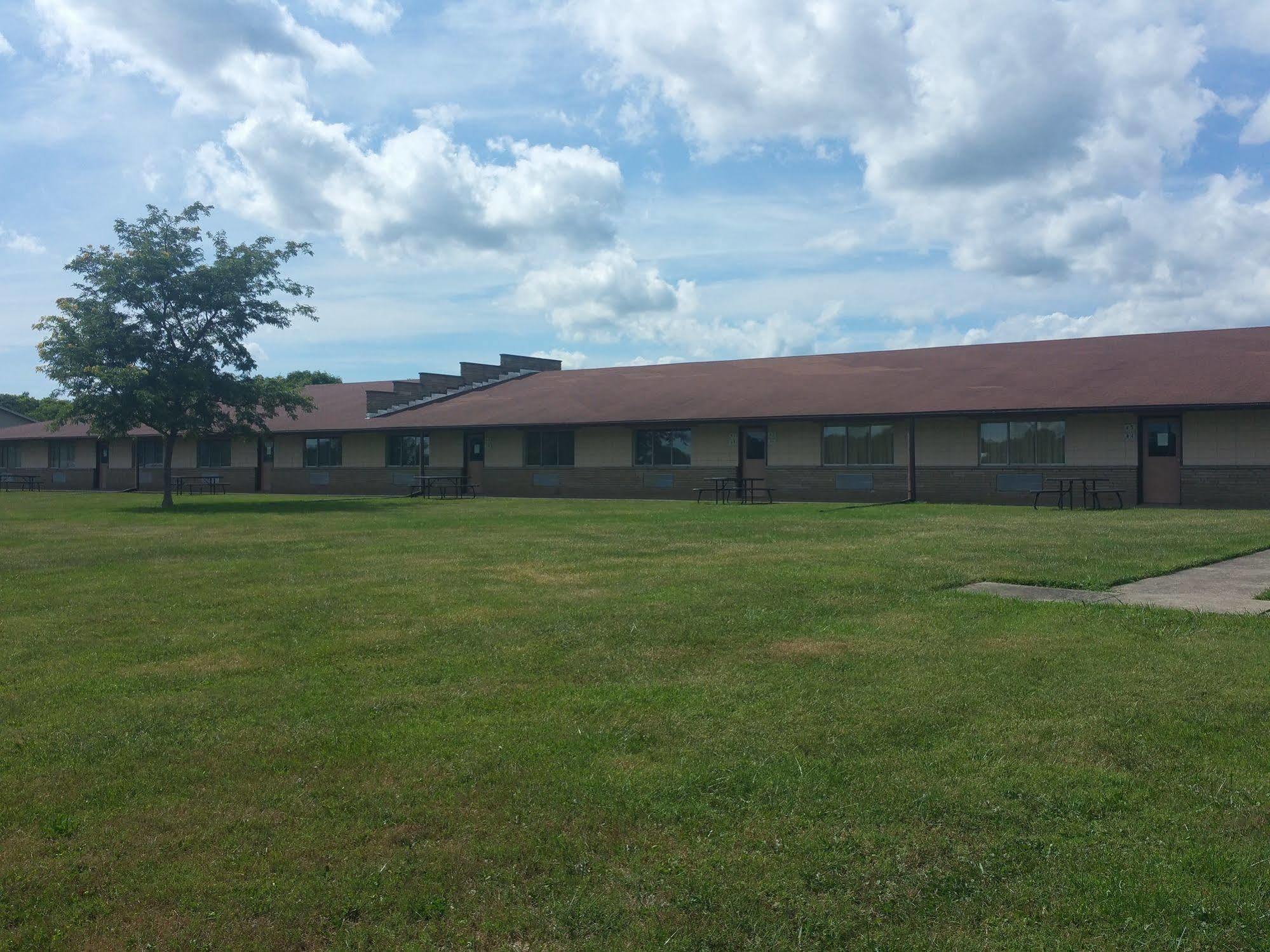 Baker'S Motel Norwich Exterior foto